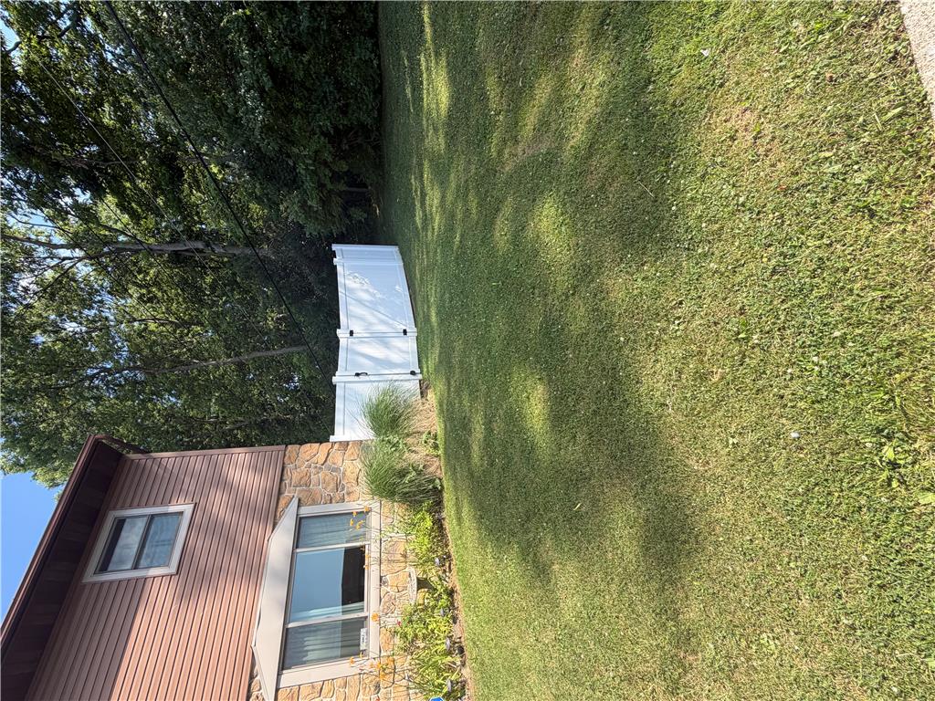 129 Johnson Court Property Photo 4