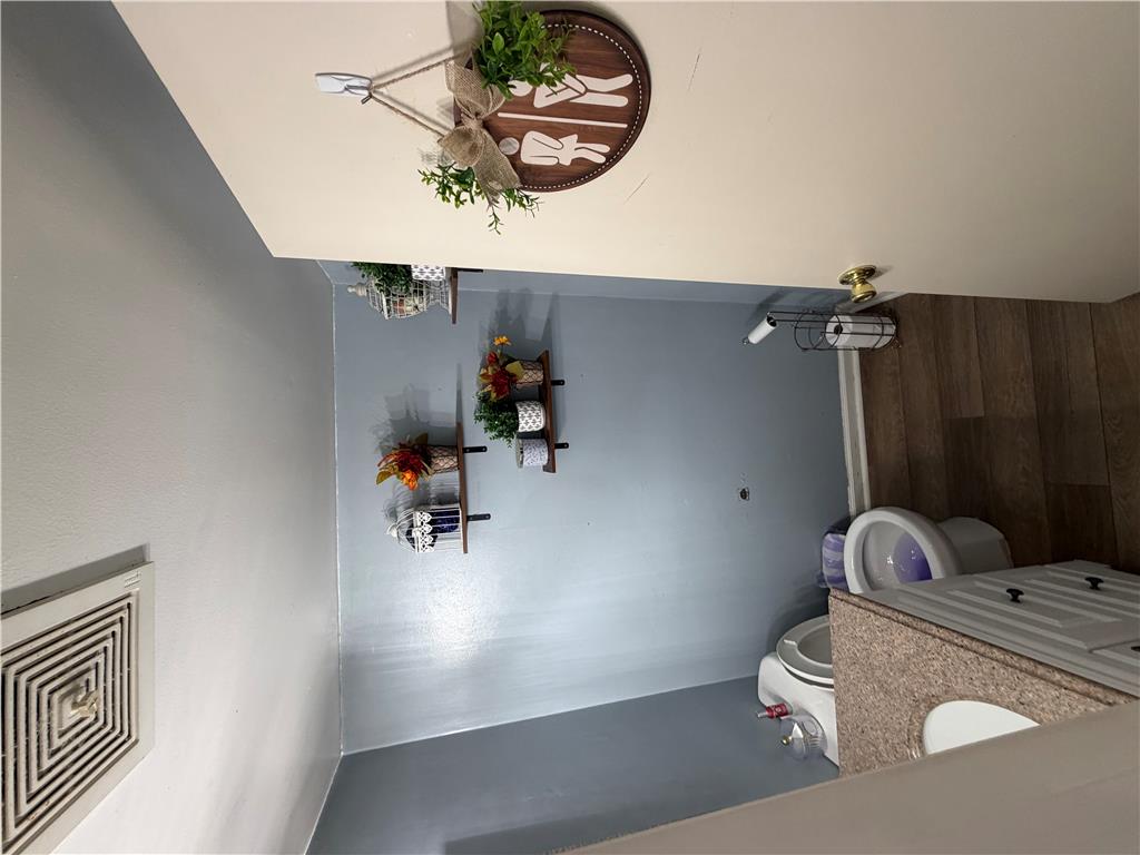 129 Johnson Court Property Photo 16