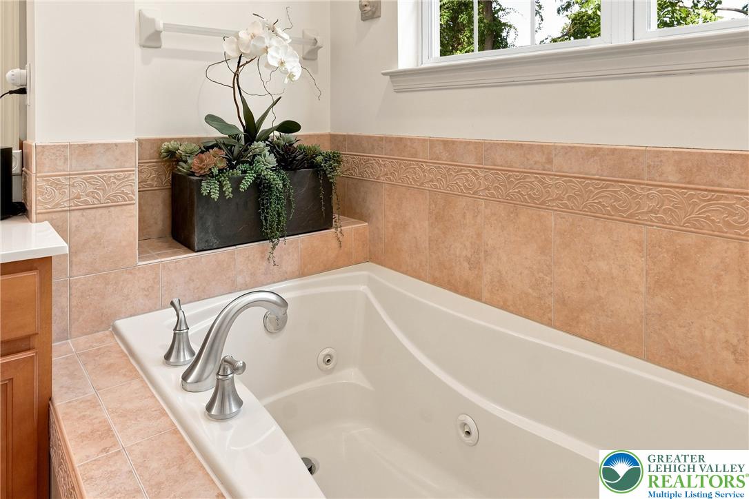 2445 Napa Drive Property Photo 21