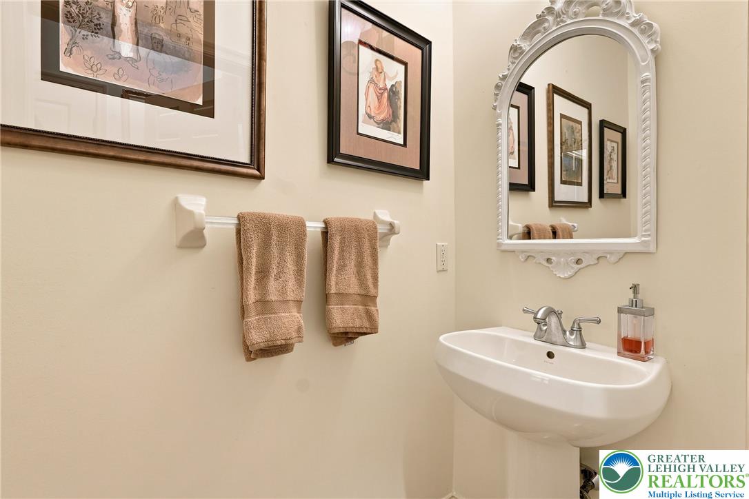 2445 Napa Drive Property Photo 33