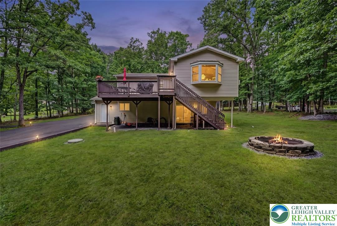 386 Upper Ridge Drive Property Photo 4