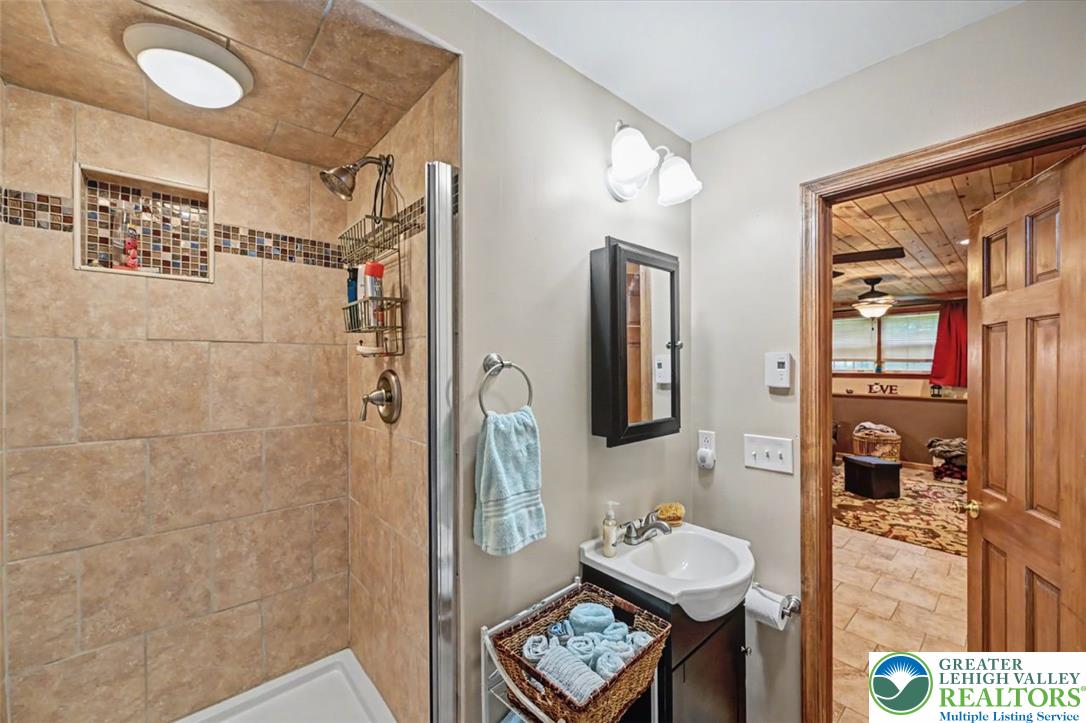 386 Upper Ridge Drive Property Photo 36