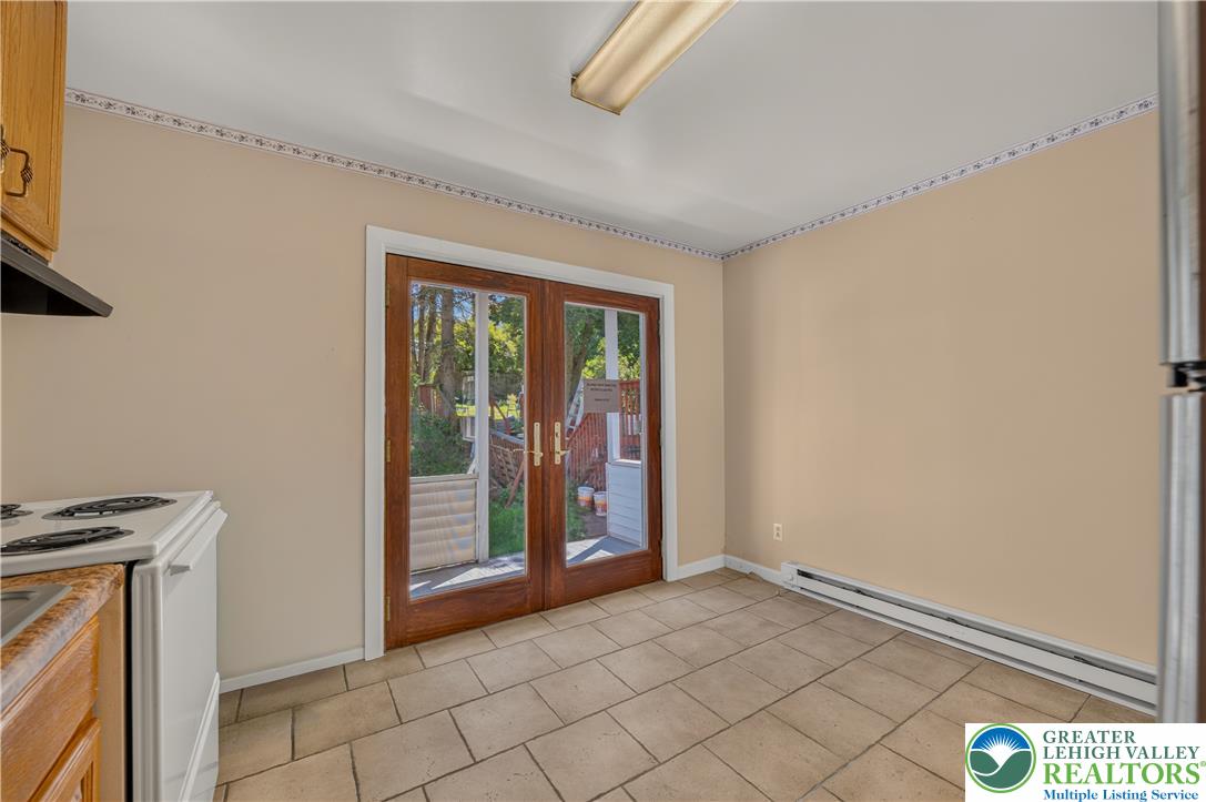 325 East Fell Street Property Photo 13