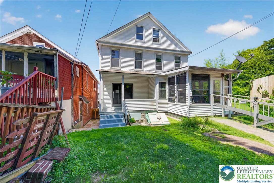 325 East Fell Street Property Photo 27