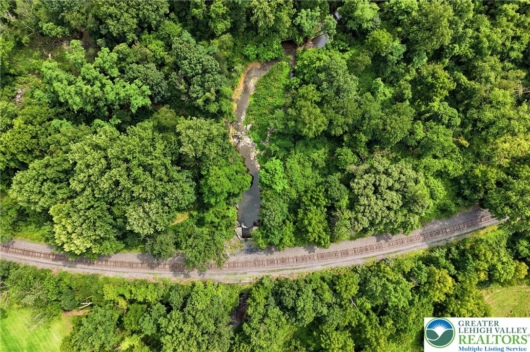 429 Riverview Drive Property Photo 15