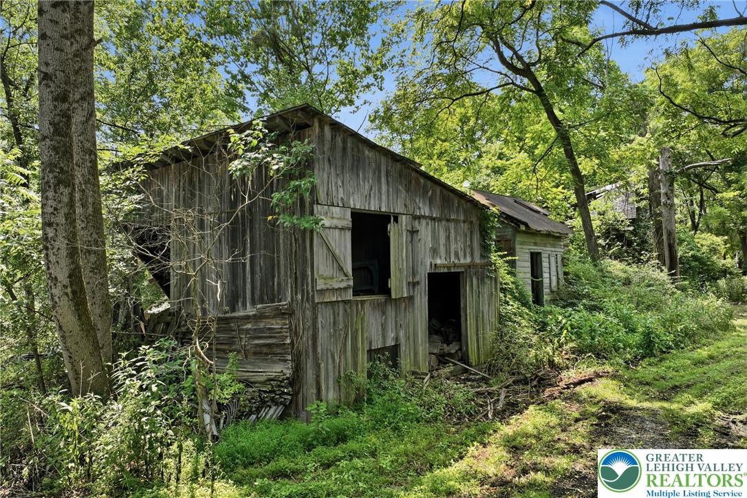 429 Riverview Drive Property Photo 68