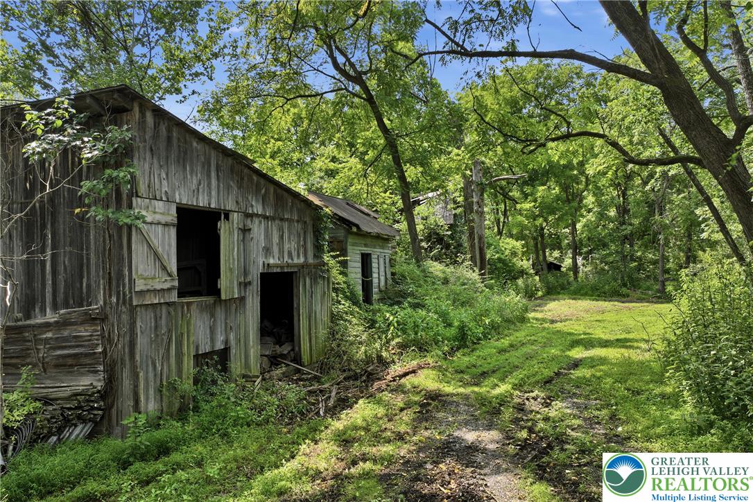 429 Riverview Drive Property Photo 69