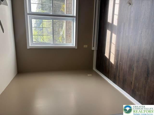 429 Riverview Drive Property Photo 90