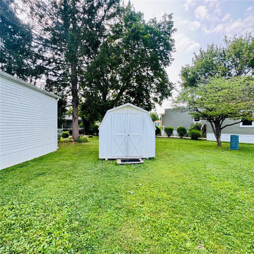 8982 Breinig Run Circle Property Photo 2