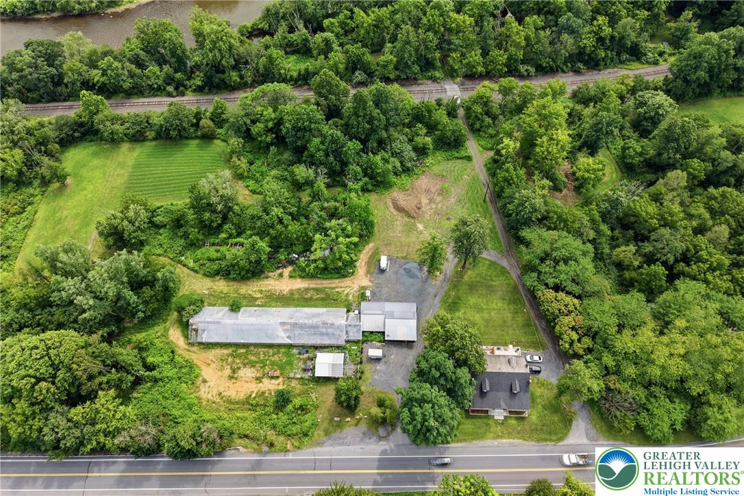429 Riverview Drive Property Photo 19