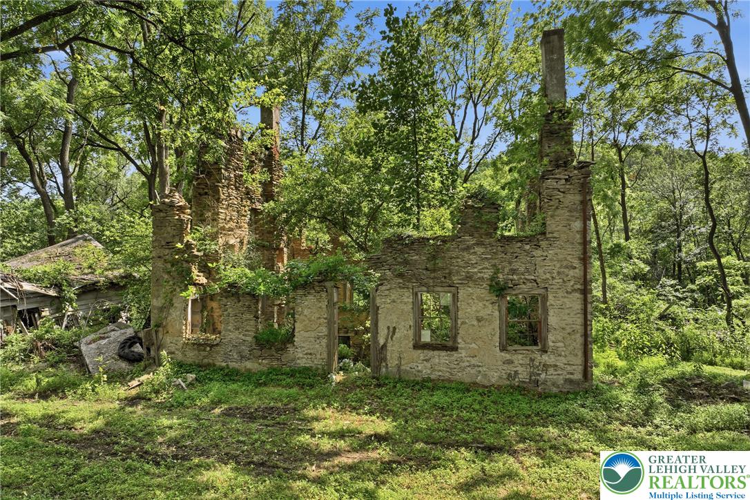 429 Riverview Drive Property Photo 58