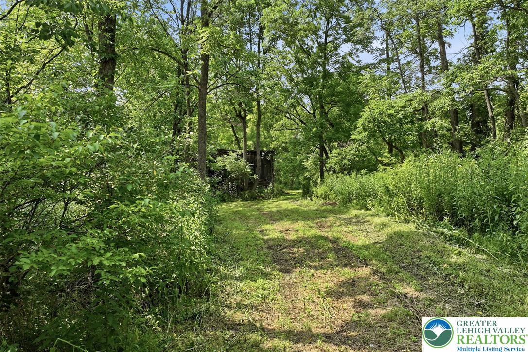 429 Riverview Drive Property Photo 71