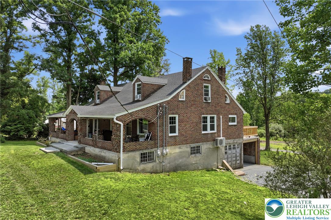 429 Riverview Drive Property Photo 82