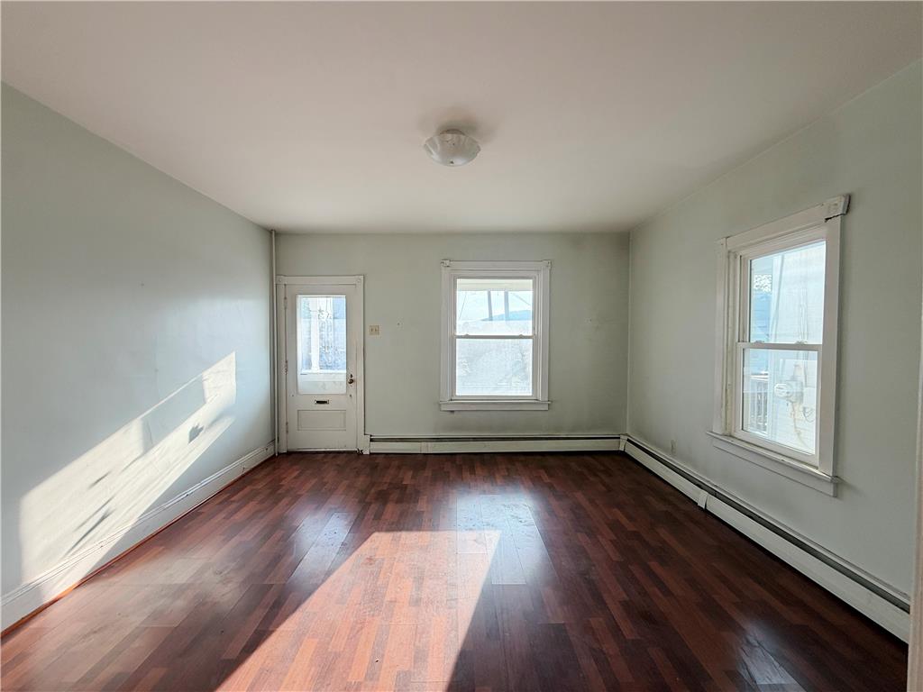 1627 Riegel Street Property Photo 8