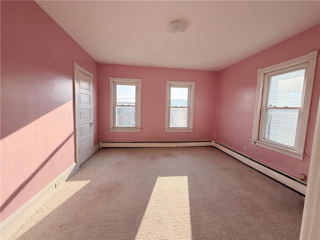 1627 Riegel Street Property Photo 13