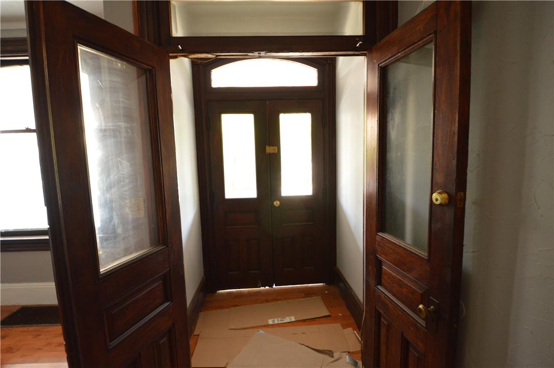 1402 Washington Street Property Photo 2