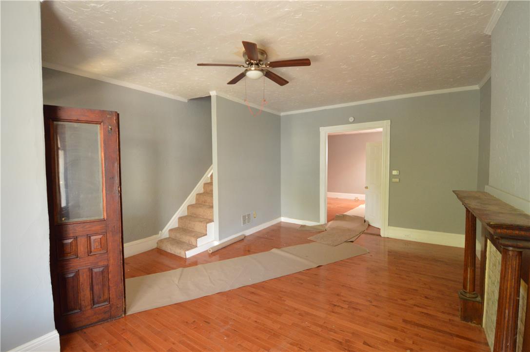 1402 Washington Street Property Photo 5