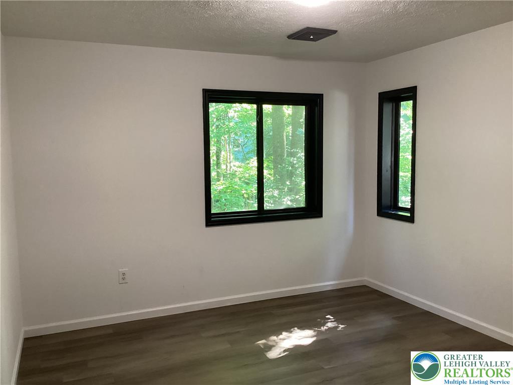 179 Shawnee Valley Drive Property Photo 20