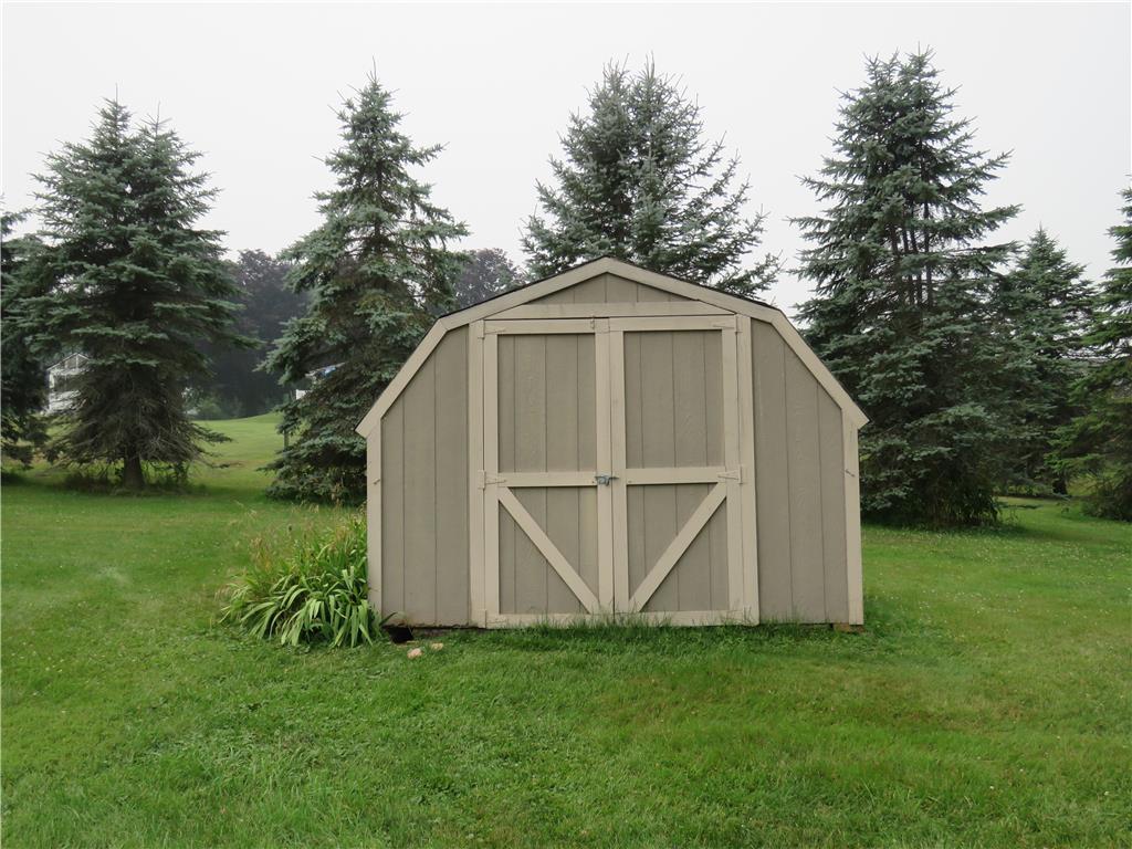 508 Grove Street Property Photo 5