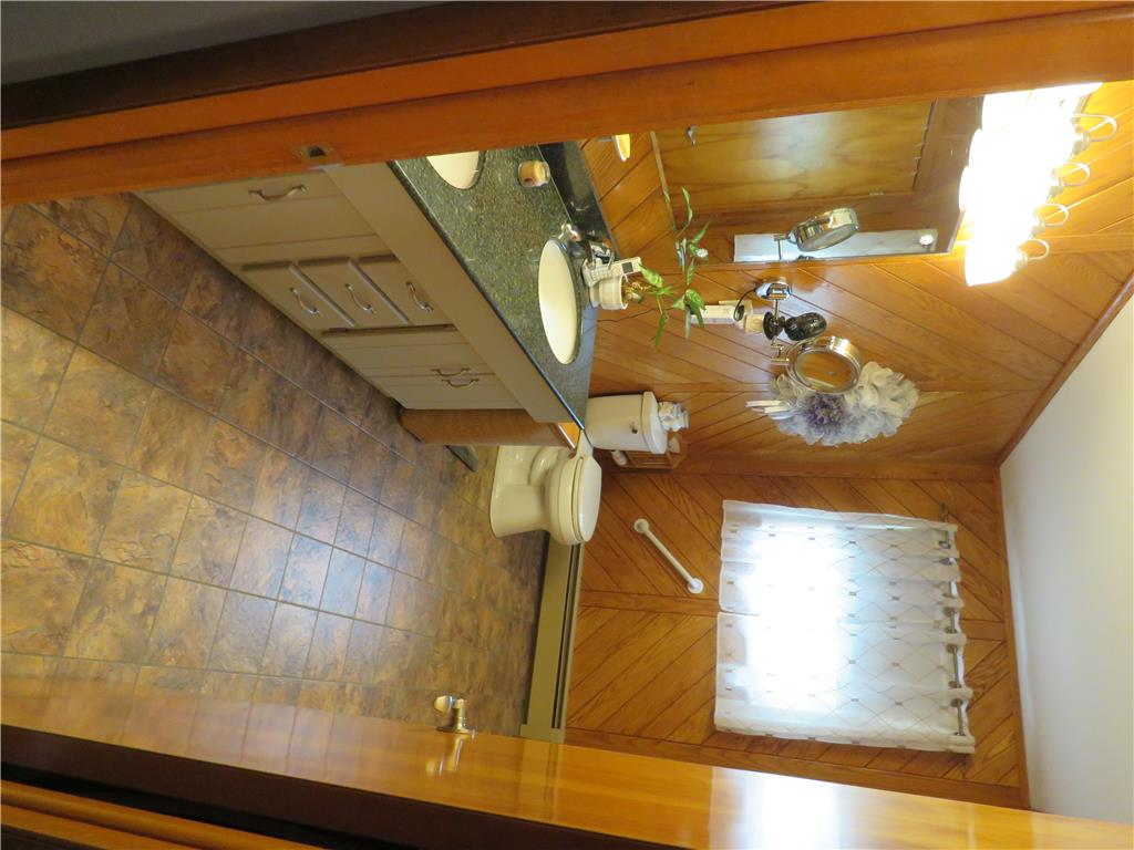 508 Grove Street Property Photo 16