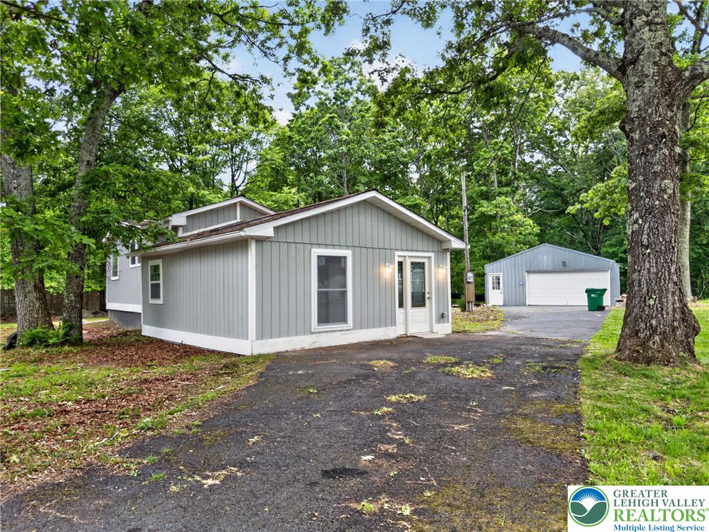 229 Pocono Boulevard Property Photo 2