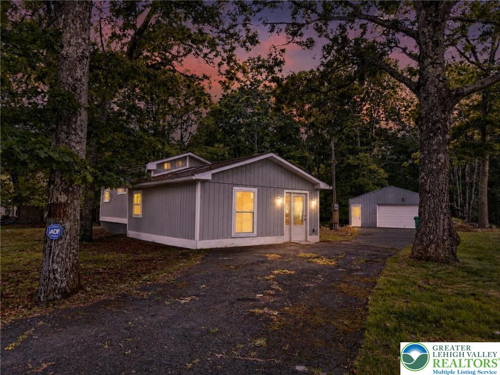 229 Pocono Boulevard Property Photo 3