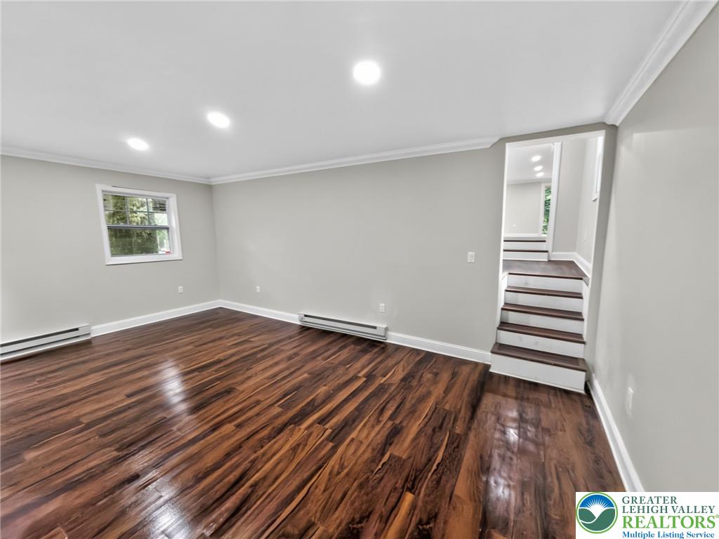 229 Pocono Boulevard Property Photo 14