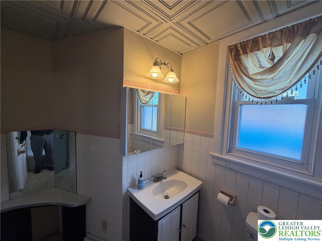 720 Keystone Avenue Property Photo 15