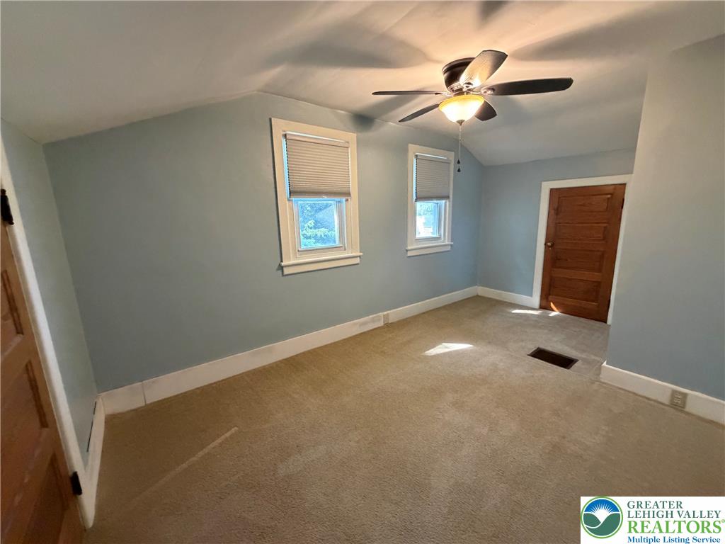 720 Keystone Avenue Property Photo 23