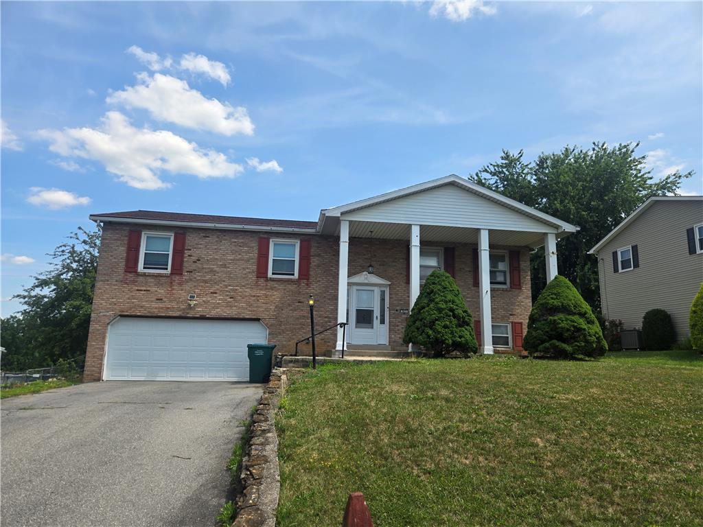 965 Hill Drive Property Photo 1