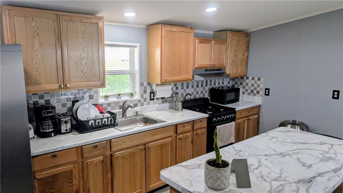 7546 Rocky Ridge Road Property Photo 4