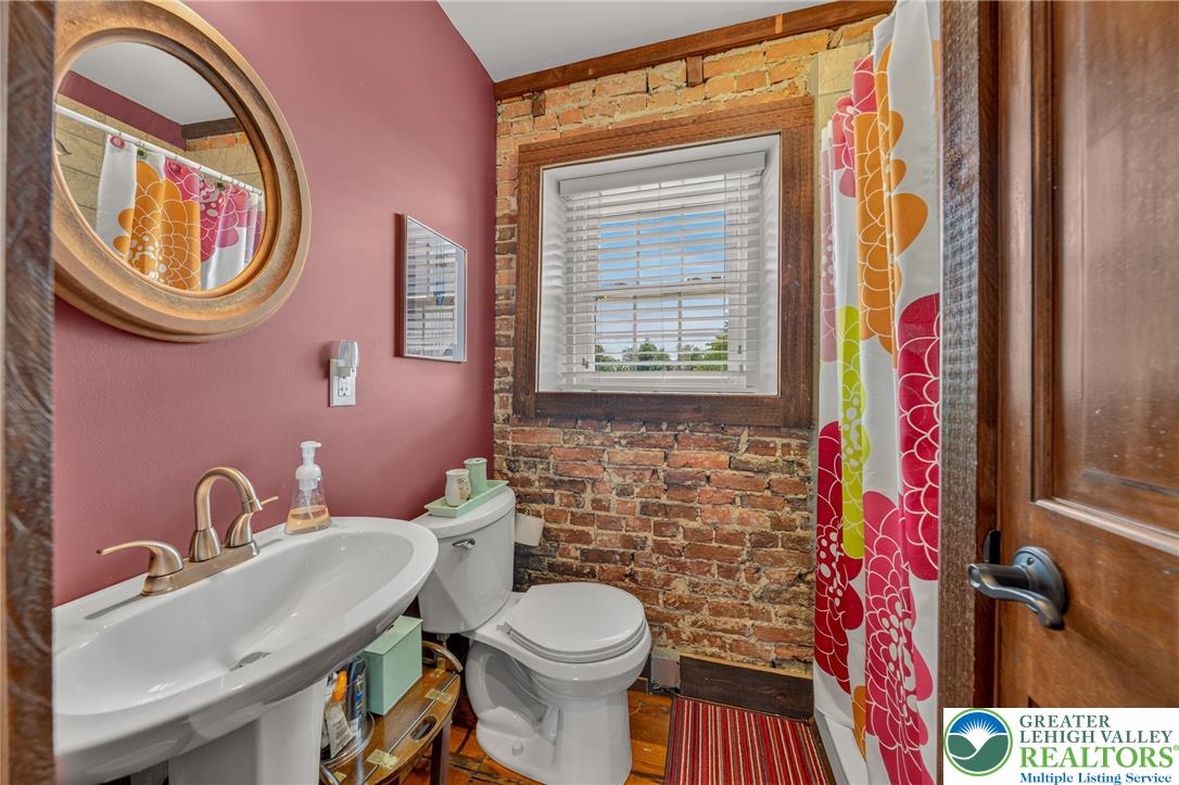 768 Orchard Road Property Photo 39
