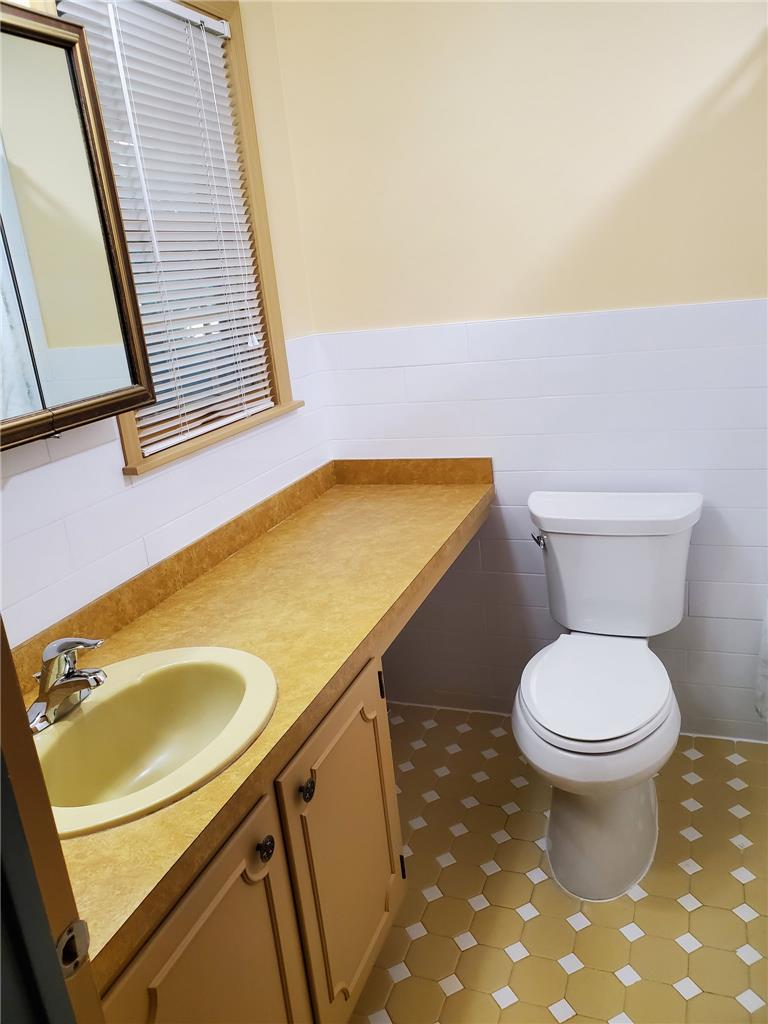 2045 Church Road Property Photo 22