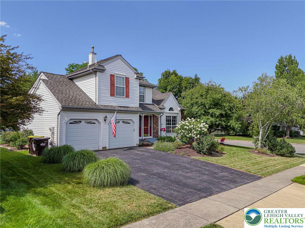 3303 Sturbridge Avenue Property Photo 2