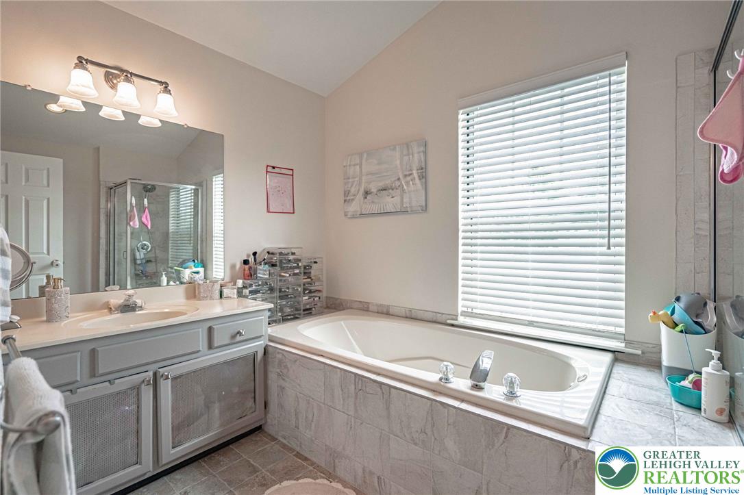 3303 Sturbridge Avenue Property Photo 19