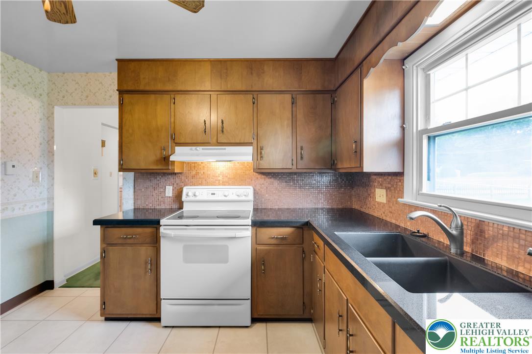 2609 Lynnhurst Drive Property Photo 14