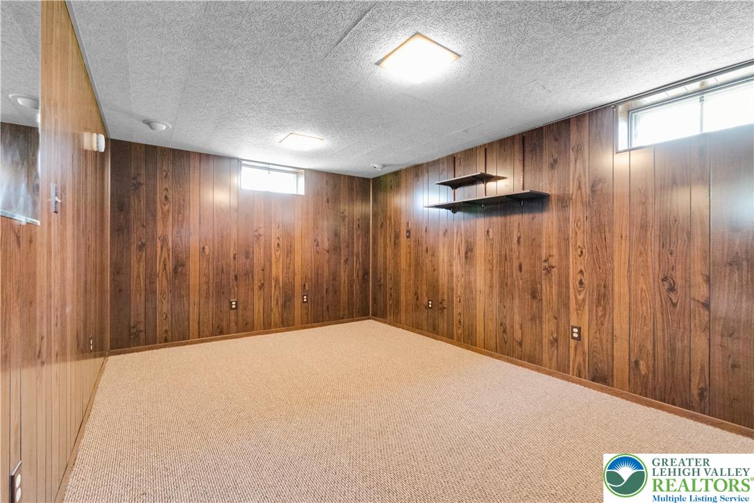 2609 Lynnhurst Drive Property Photo 24