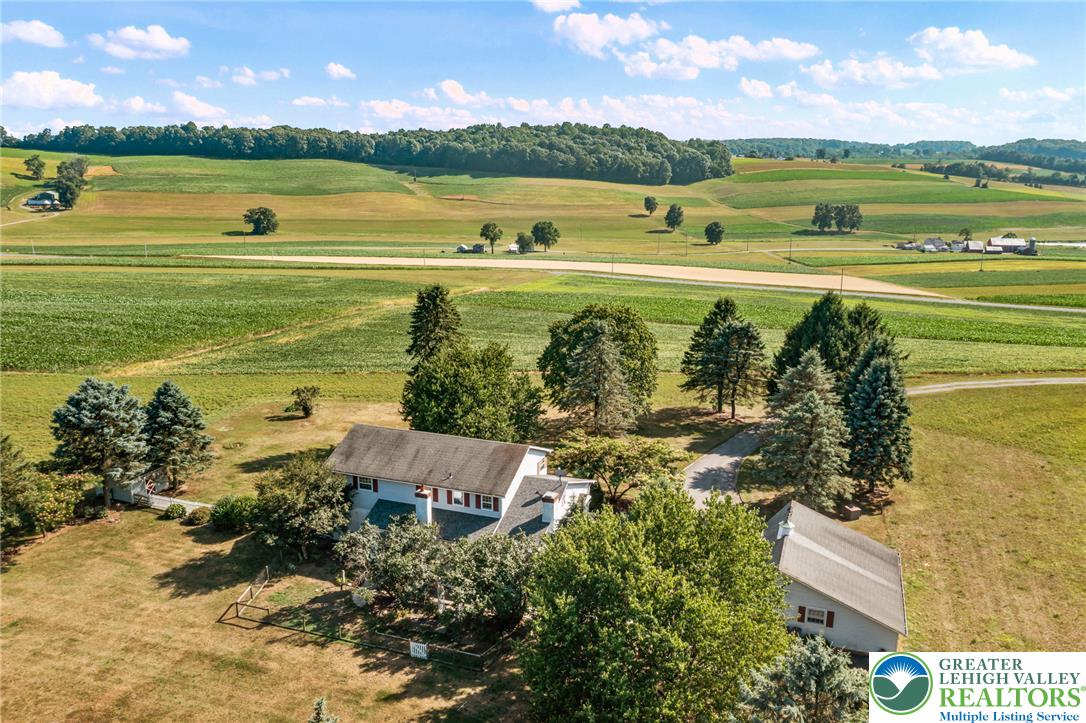 4563 Stony Ridge Road Property Photo 2
