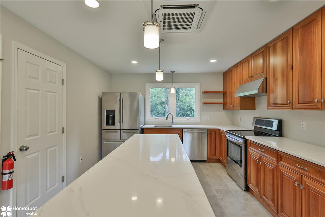 919 Point Phillips Road Property Photo 11