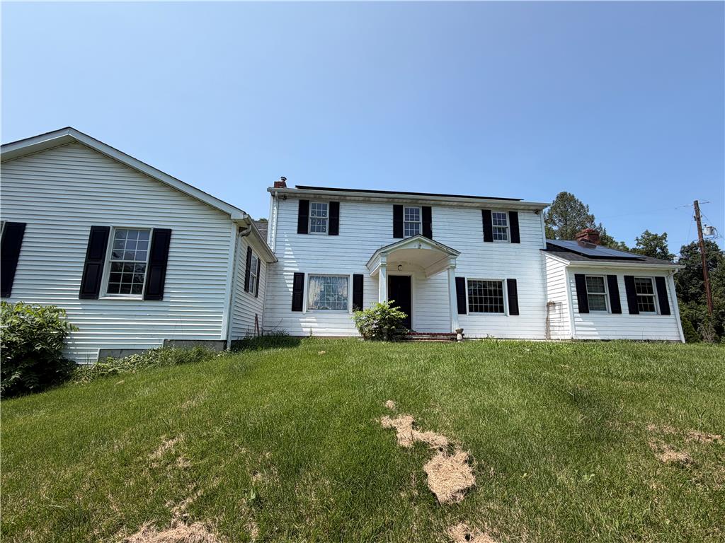2552 Spring Street Property Photo 2