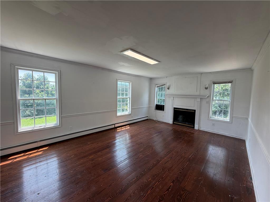2552 Spring Street Property Photo 14