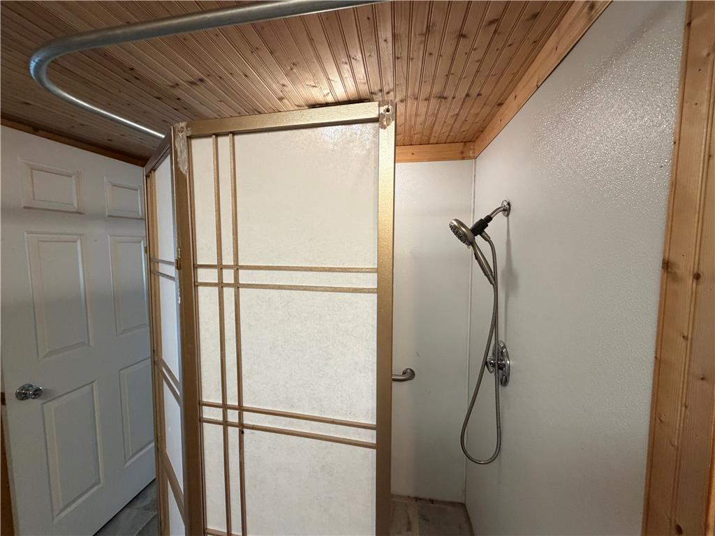 2552 Spring Street Property Photo 15