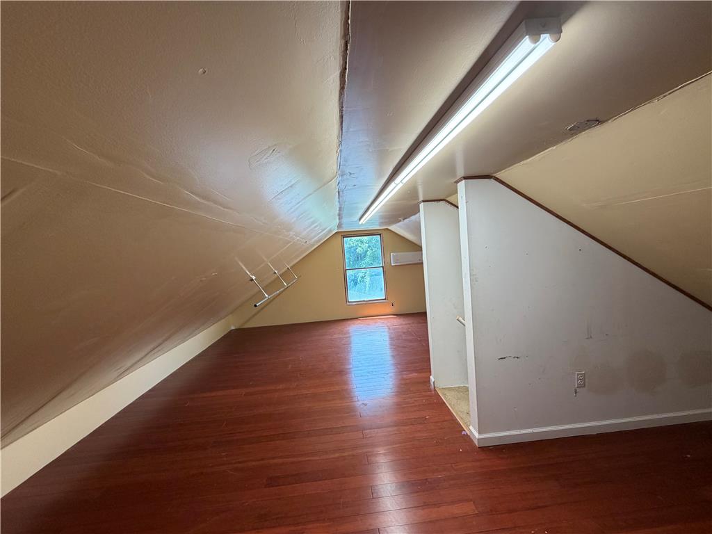 2552 Spring Street Property Photo 33