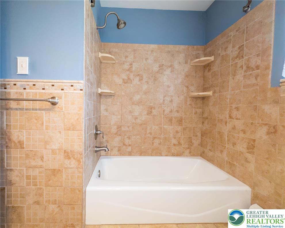 10144 Dietrich Road Property Photo 12