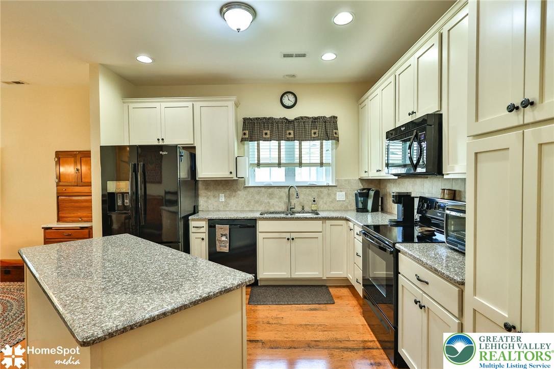 2615 Union Court Property Photo 8