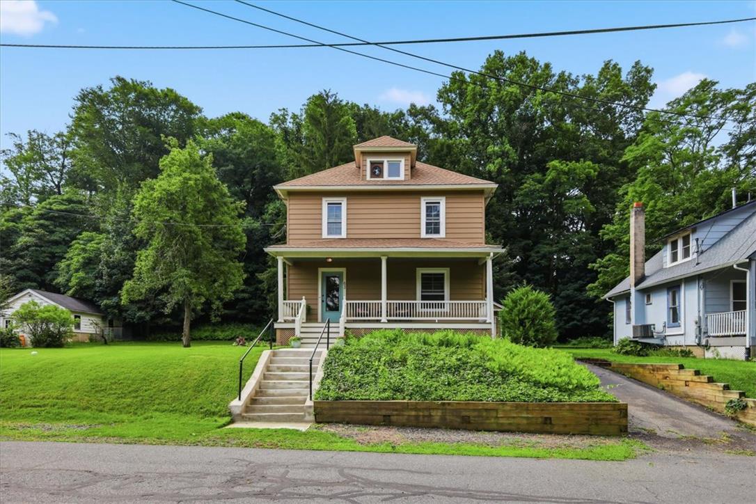 63 Oak Street Property Photo 1