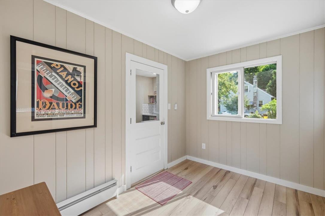 63 Oak Street Property Photo 32
