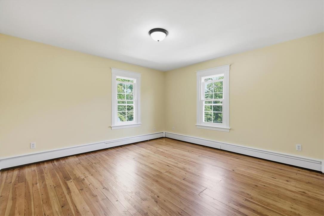 63 Oak Street Property Photo 39