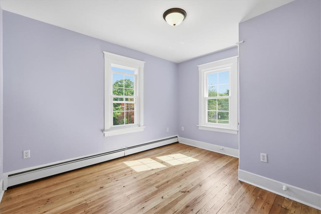 63 Oak Street Property Photo 41