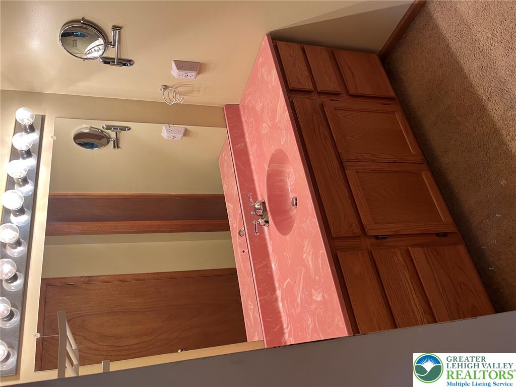122 Corinne Court Property Photo 14